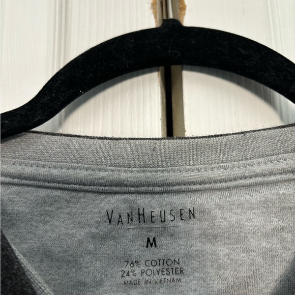 Van Heusen Charcoal V-Neck Men's Sweater - Picture 3 of 4